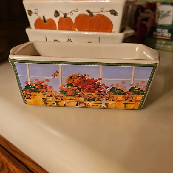 #203 Nantucket Loaf Pan Beige Ceramic Stoneware Mini Bakeware- Various Patterns - Picture 2 of 6